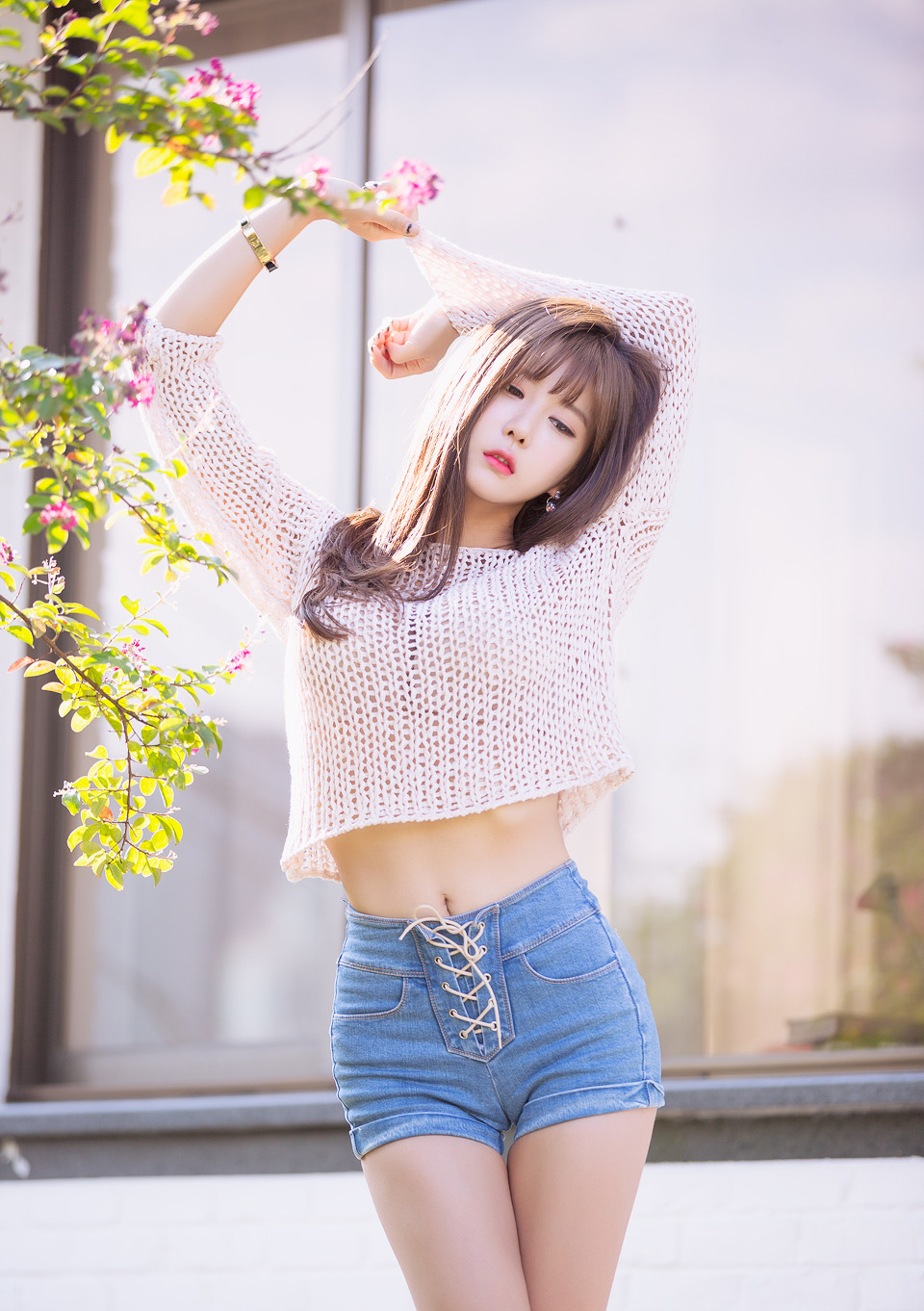 韩国热裤美女初秋午后阳光写真